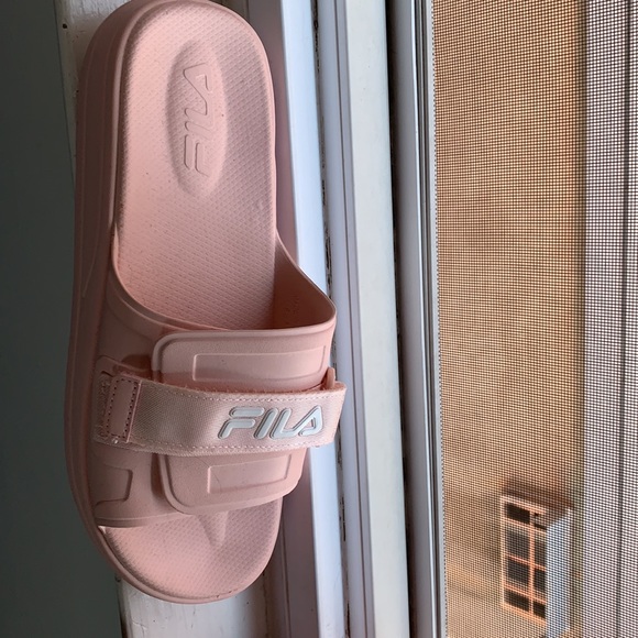 Woman slippers in pink - Picture 3 of 4